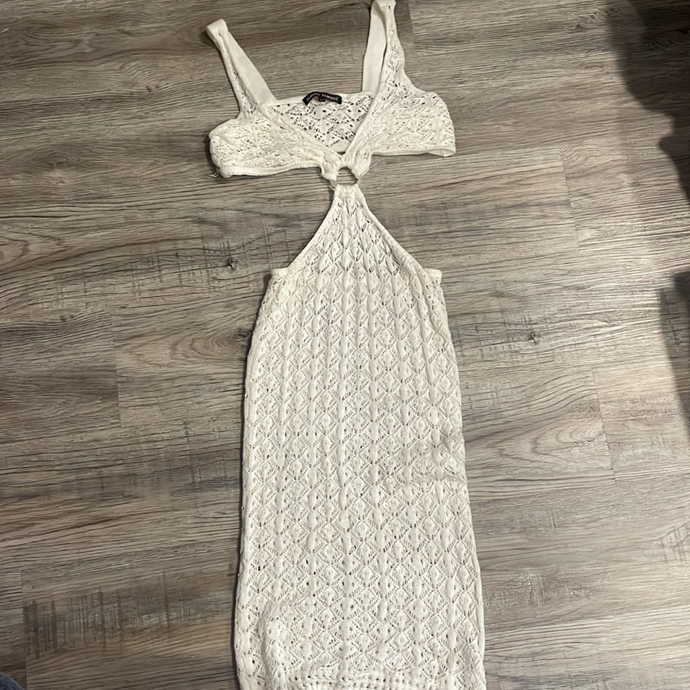 White swim cover up size medium